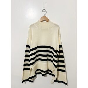 On‎ 34th Street Cream & Black Oversized Wide Sleeve Stripe Sweater Size Medium